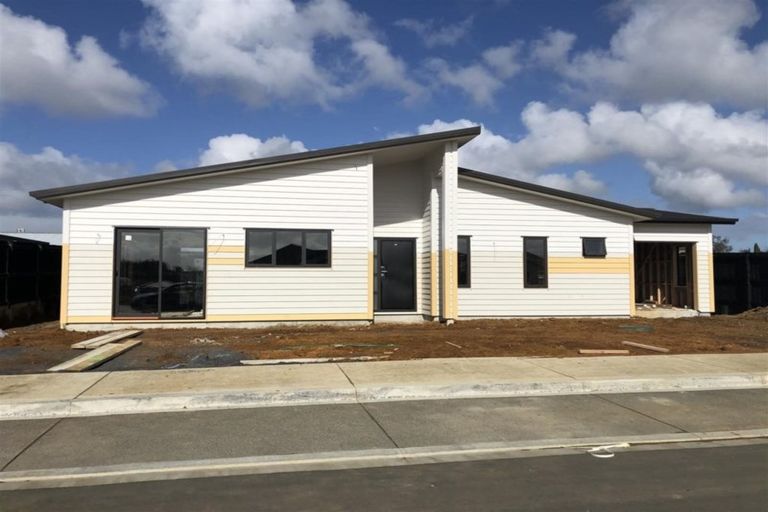 Photo of property in 4 Maioha Road, Pukekohe, 2120