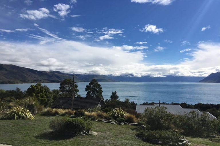 Photo of property in 179 Lakeview Terrace, Lake Hawea, Wanaka, 9382