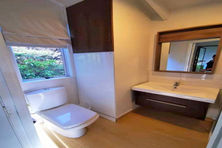 Photo of property in 30 Darcy Place, Massey, Auckland, 0614