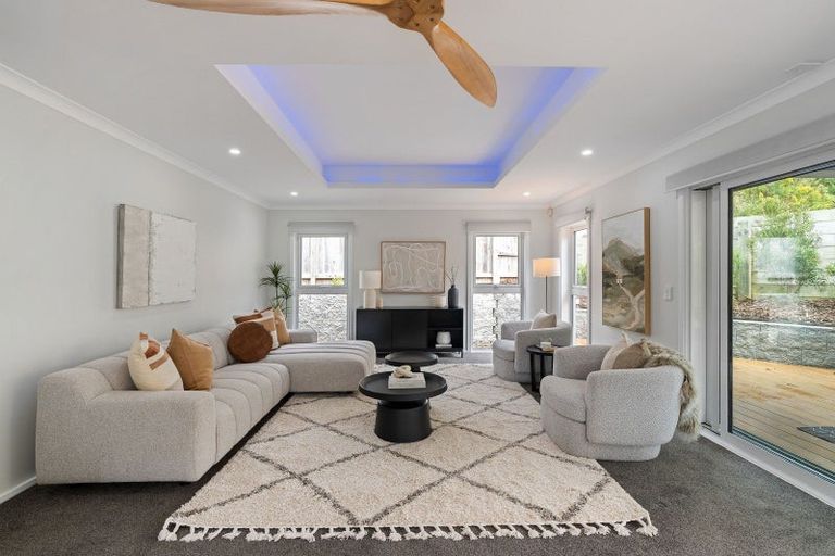 Photo of property in 8 Porokaiwhiri Street, Crofton Downs, Wellington, 6035