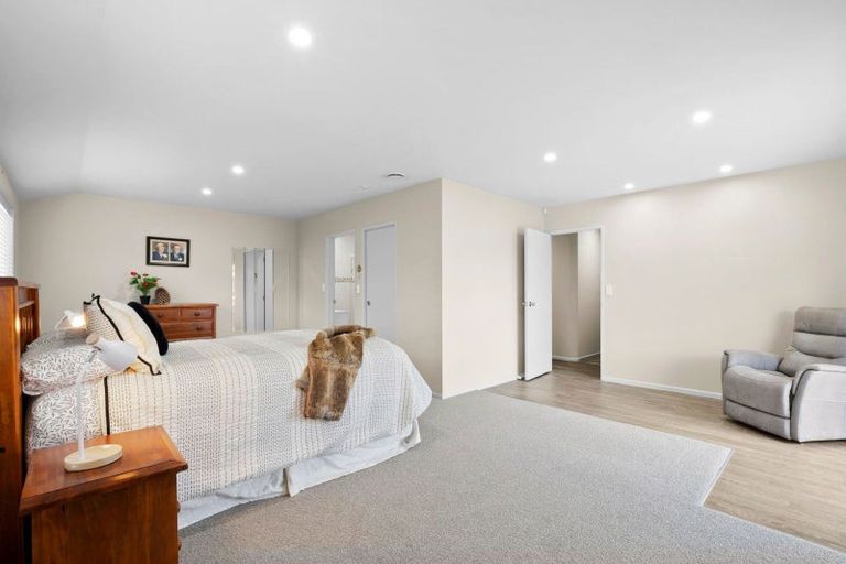 Photo of property in 137 Taylor Street, Cambridge, 3434