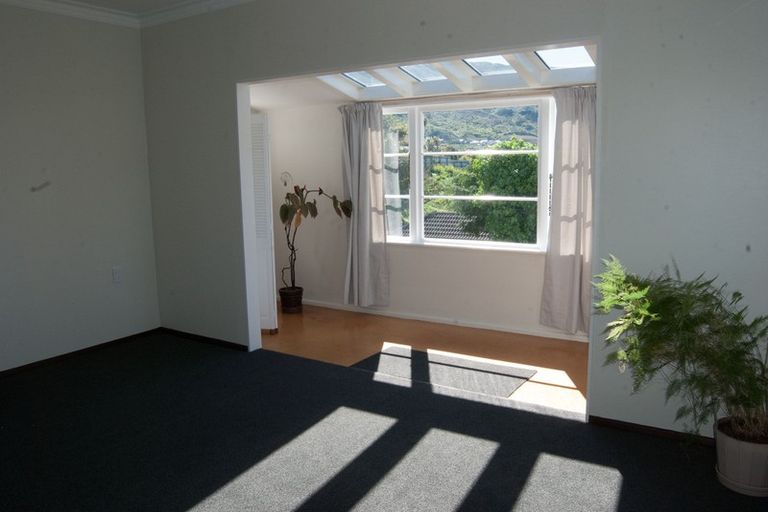 Photo of property in 18 Trelissick Crescent, Ngaio, Wellington, 6035