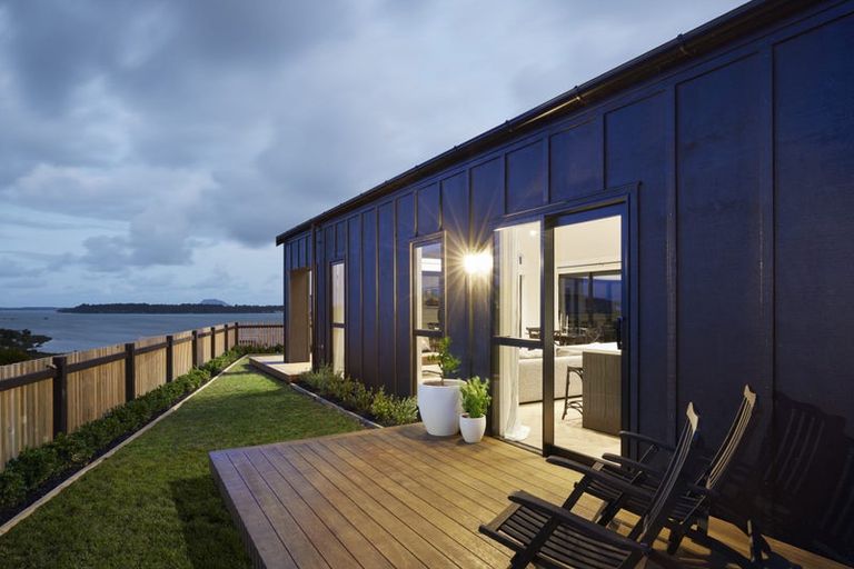 Photo of property in 1 Whitworth Lane, Omokoroa, 3114