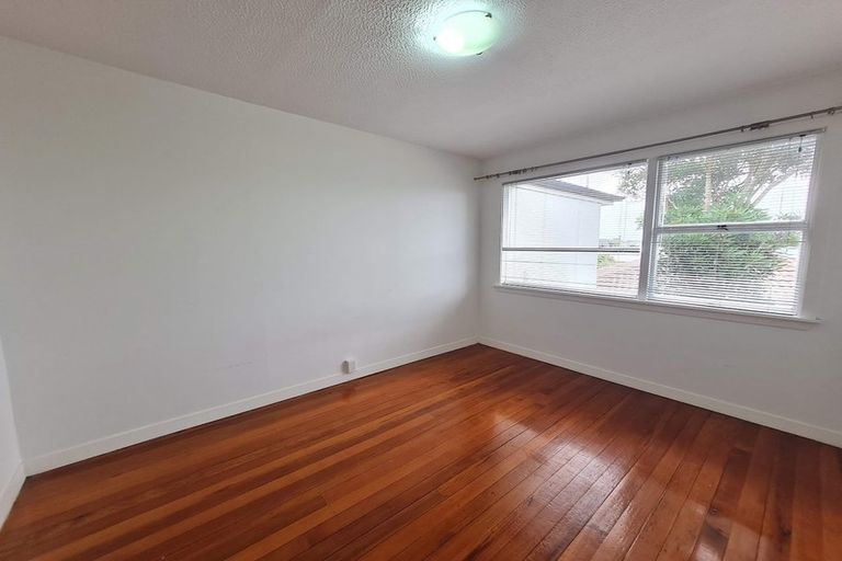 Photo of property in 3/58 Office Road, Merivale, Christchurch, 8014