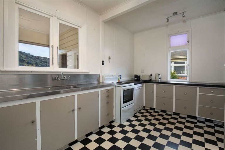 Photo of property in 6 Ancrum Street, Roxburgh, 9500