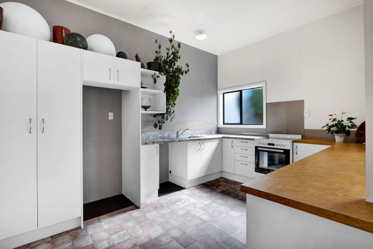 Photo of property in 38 London Street, Eltham, 4322