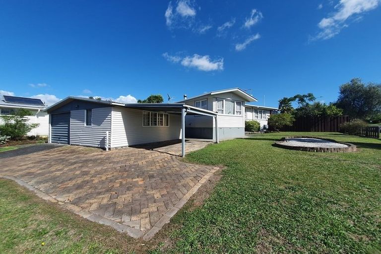 Photo of property in 133 Riverpark Crescent, Henderson, Auckland, 0610
