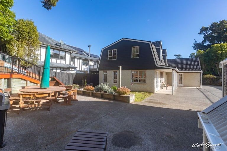 Photo of property in 15 Johnswood Grove, Clouston Park, Upper Hutt, 5018