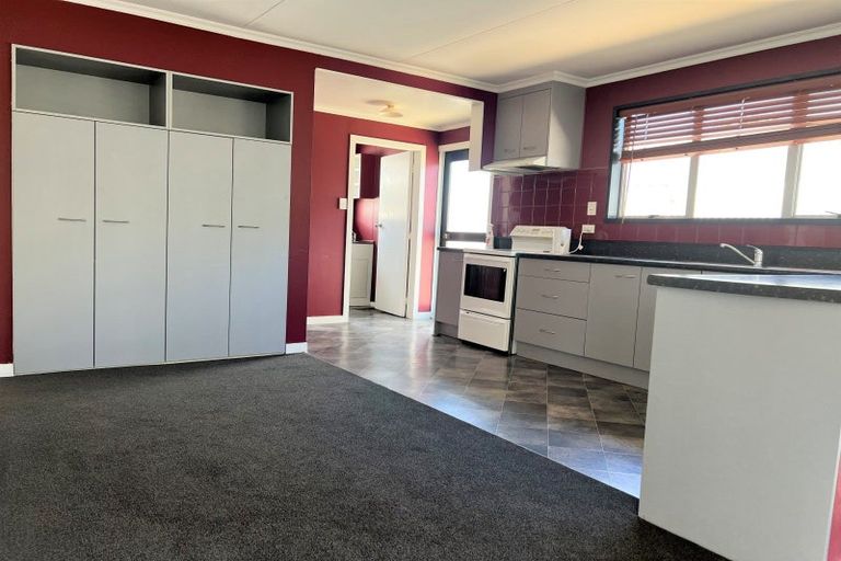 Photo of property in 19 Burgoyne Street, Woodville, 4920