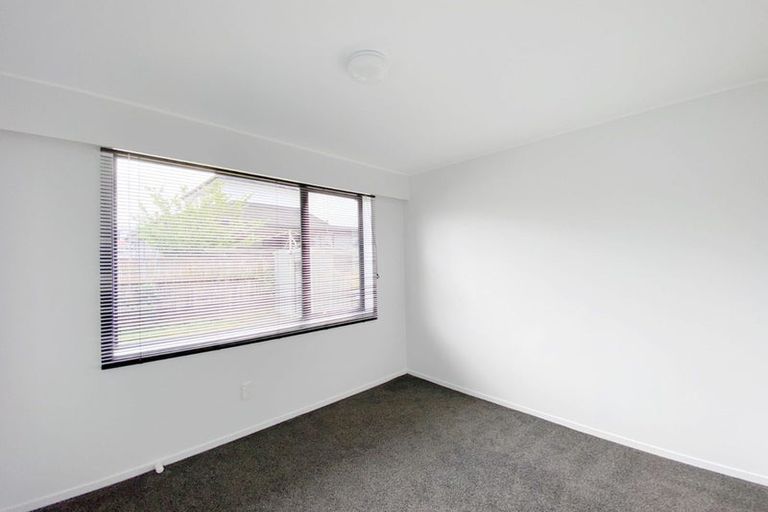 Photo of property in 2/1 Hill Road, Papatoetoe, Auckland, 2025