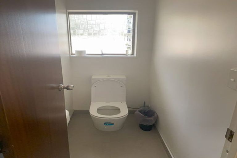 Photo of property in 2/168 Prince Regent Drive, Farm Cove, Auckland, 2012