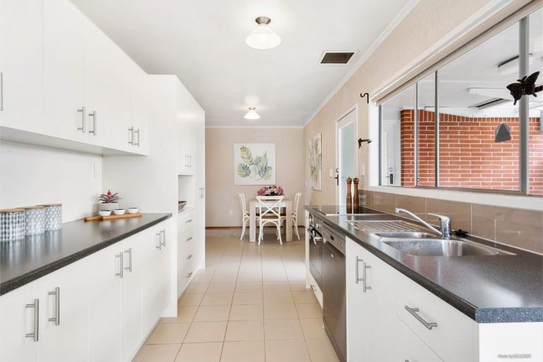 Photo of property in 73 Elliot Street, Pahurehure, Papakura, 2113