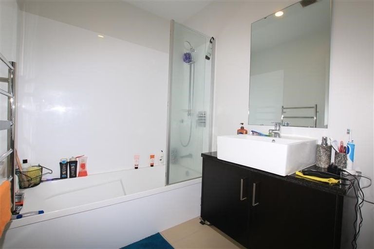 Photo of property in 11/182 Flat Bush School Road, Flat Bush, Auckland, 2019