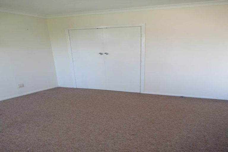 Photo of property in 13 Charles Street, Clouston Park, Upper Hutt, 5018