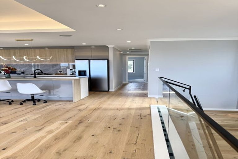 Photo of property in 49 Kumukumu Road, Long Bay, Auckland, 0630