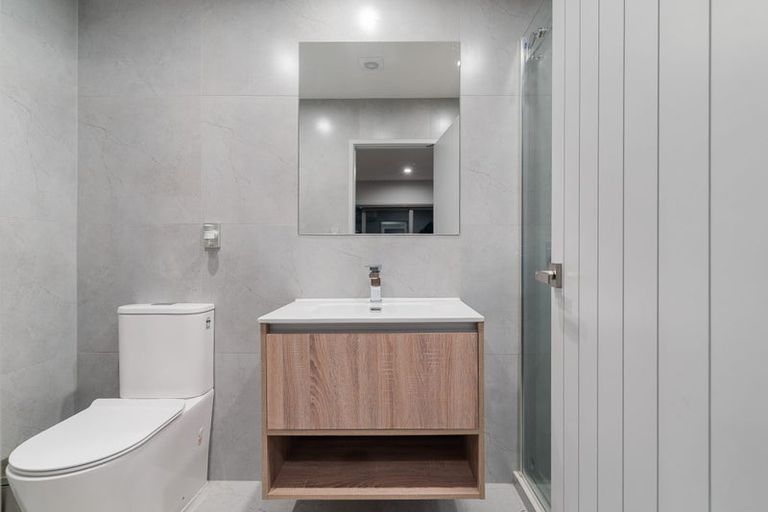 Photo of property in 1/1a Halsey Road, Manurewa, Auckland, 2102