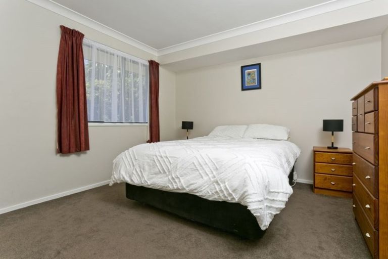 Photo of property in 57 Bluebird Crescent, Unsworth Heights, Auckland, 0632