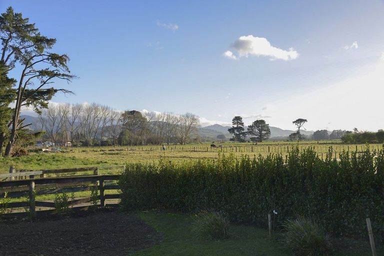 Photo of property in 112b Kent Street, Carterton, 5713