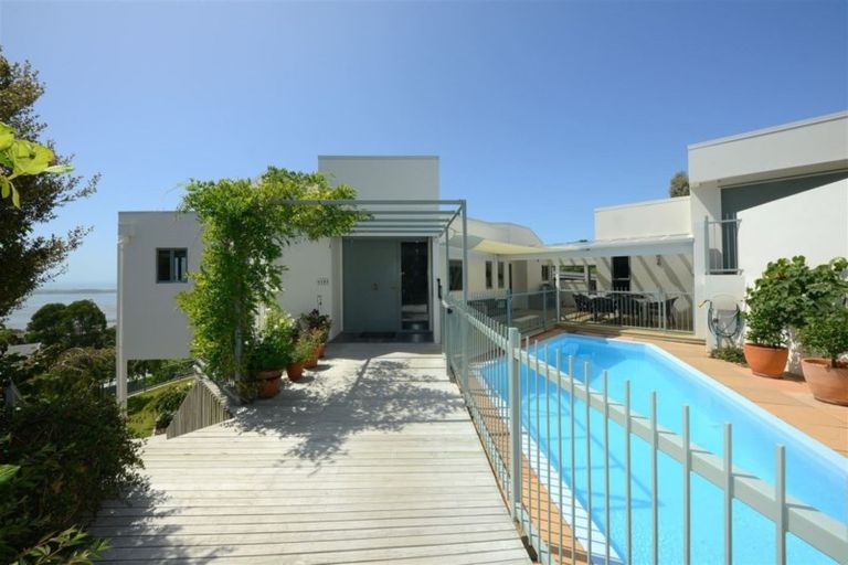 Photo of property in 185 Mount Pleasant Road, Mount Pleasant, Christchurch, 8081