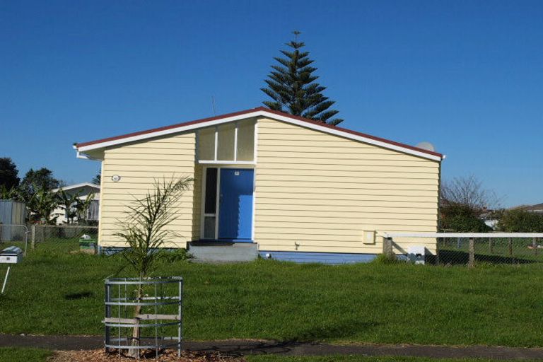 Photo of property in 7 Courtenay Crescent, Mangere East, Auckland, 2024