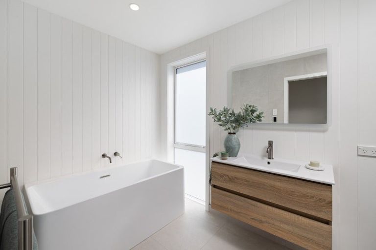 Photo of property in 16 Seychelles Drive, Papamoa Beach, Papamoa, 3118