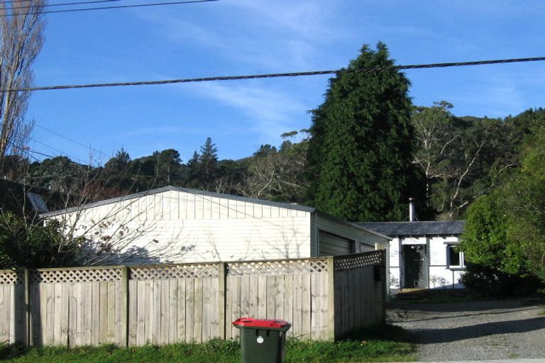 Photo of property in 457 Stokes Valley Road, Stokes Valley, Lower Hutt, 5019