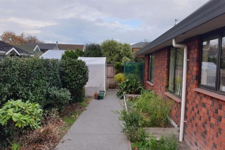 Photo of property in 3 Elsom Lane, Avonhead, Christchurch, 8042