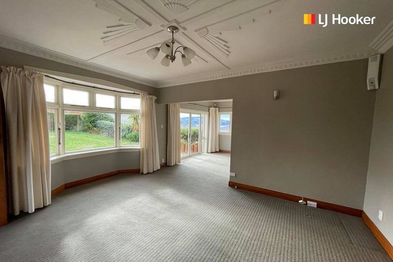 Photo of property in 64 Middleton Road, Kew, Dunedin, 9012