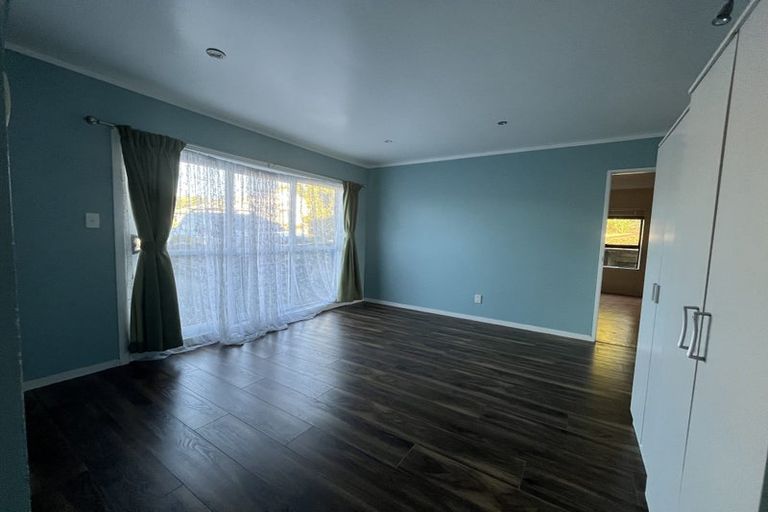 Photo of property in 10 Mercury Lane, Windsor Park, Auckland, 0632