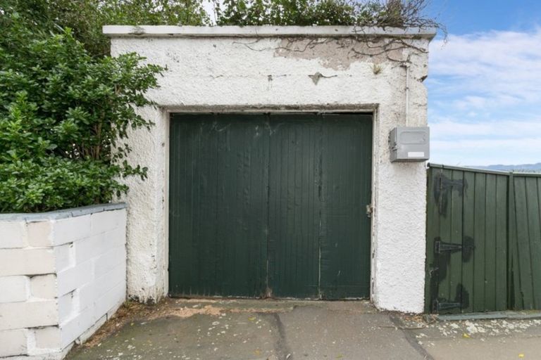 Photo of property in 7 Crawford Road, Kilbirnie, Wellington, 6022