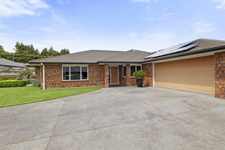 Photo of property in 8 Margaret Alice Close, Whalers Gate, New Plymouth, 4310