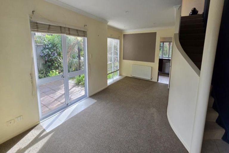 Photo of property in 9 Suffolk Drive, Otamatea, Whanganui, 4500