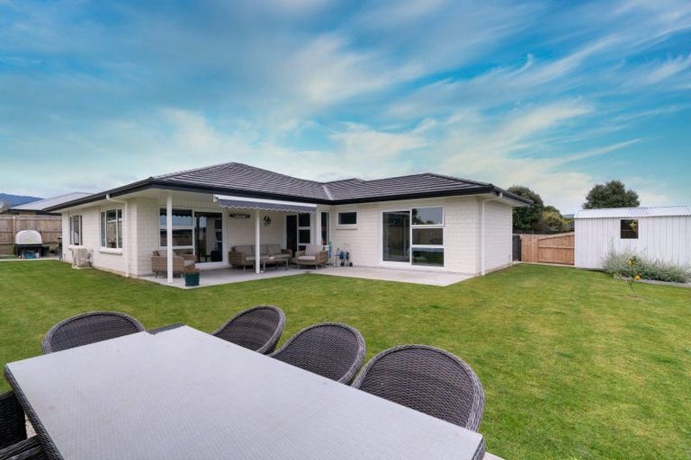 Photo of property in 29 Cobb Place, Otaki, 5512