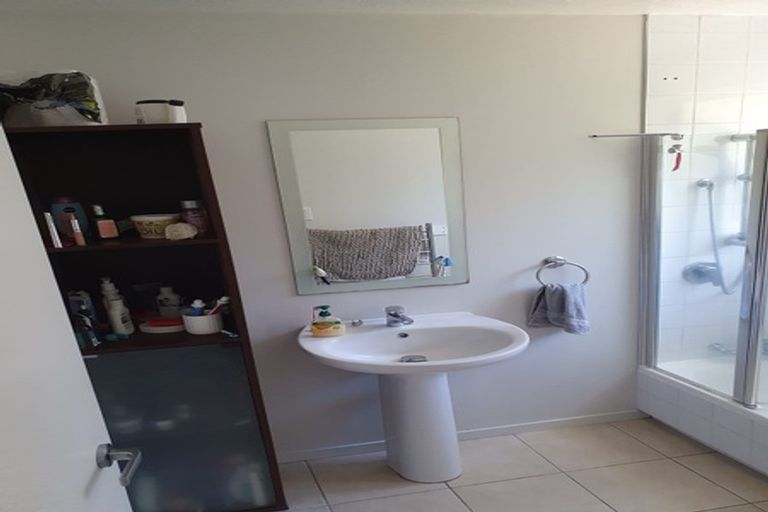 Photo of property in 2/442c Mairehau Road, Parklands, Christchurch, 8083