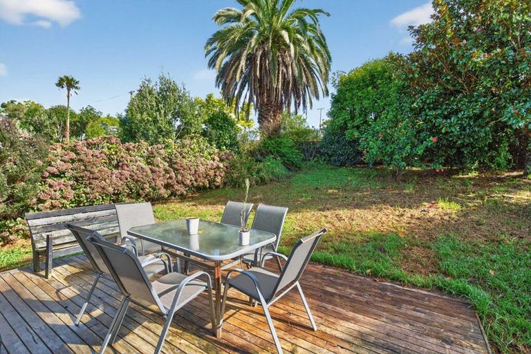 Photo of property in 17 Bickerstaffe Road, Maungaturoto, 0520