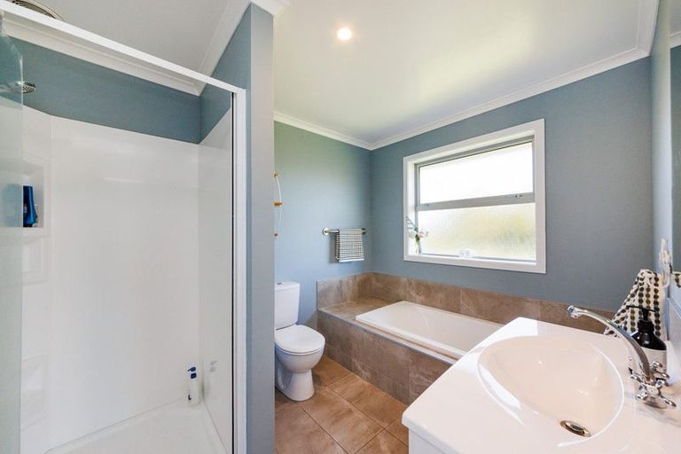 Photo of property in 98 Mount Taylor Drive, Feilding, 4775