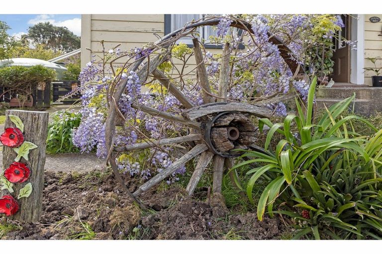 Photo of property in 6 Linley Crescent, Te Kopuru, 0391