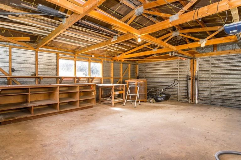 Photo of property in 14 Neill Street, Green Island, Dunedin, 9018