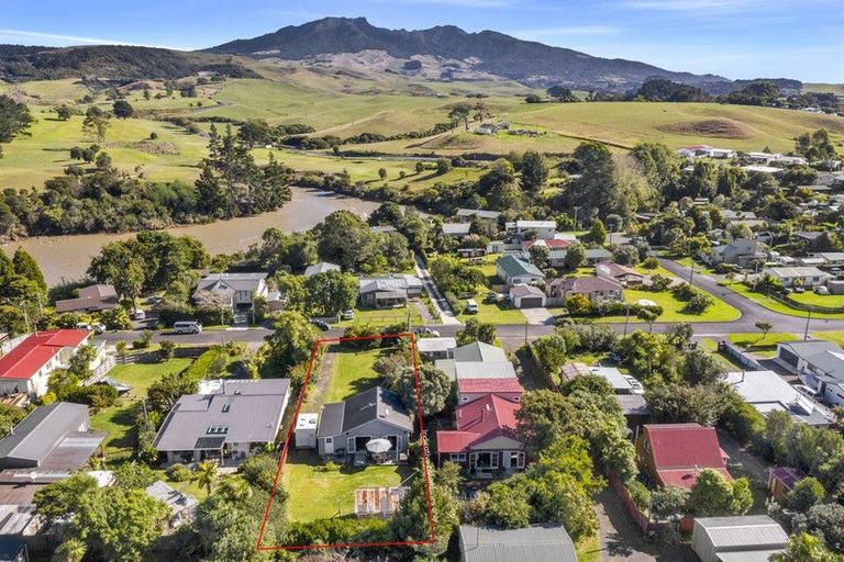 Photo of property in 20 Smith Street, Raglan, 3225