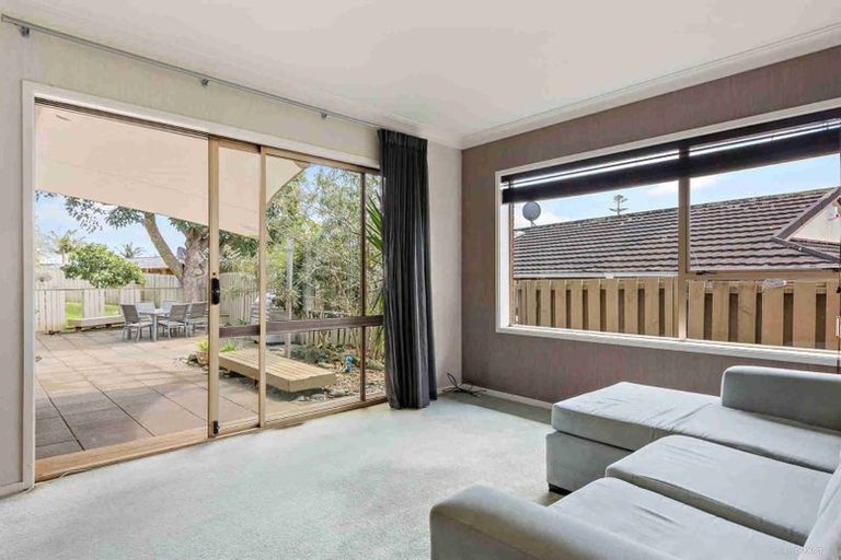 Photo of property in 116 Glenmore Road, Sunnyhills, Auckland, 2010