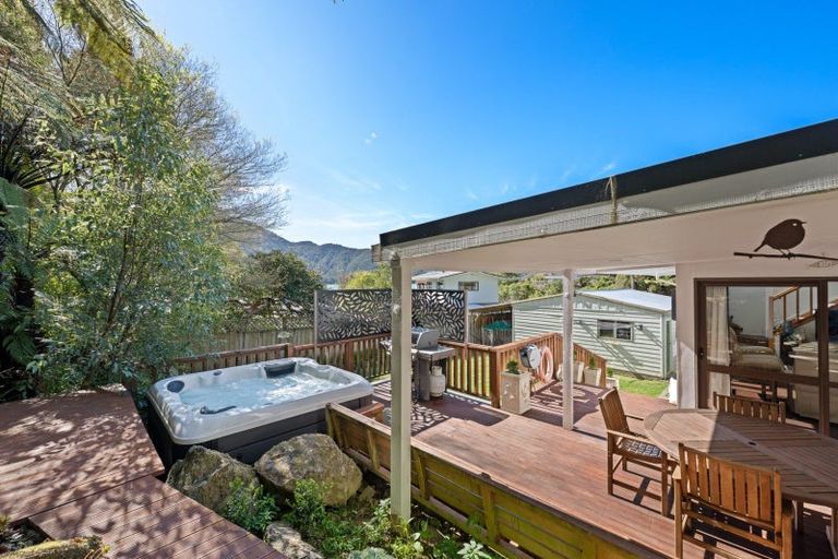 Photo of property in 29 Belview Road, Havelock, Picton, 7281