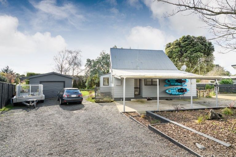 Photo of property in 10a Milne Street, Sanson, 4817