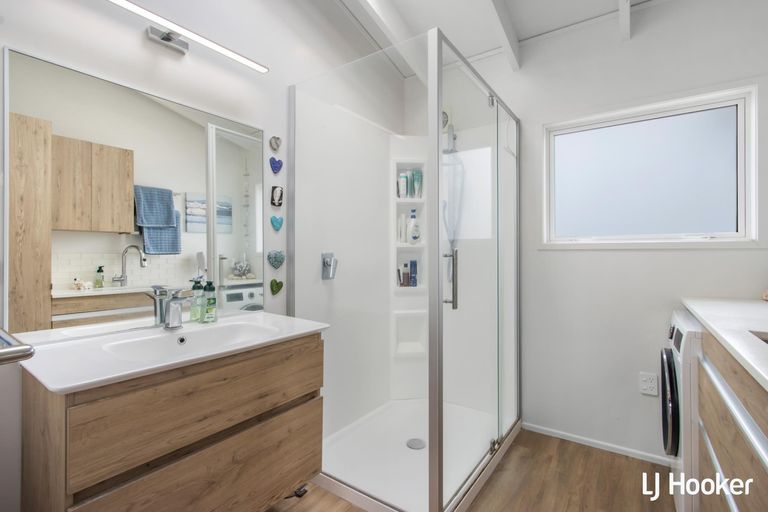 Photo of property in 5 Hanlen Avenue, Waihi Beach, 3611