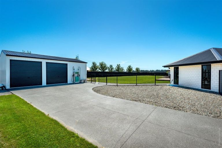 Photo of property in 62 Kingsdowne Drive, West Melton, 7618