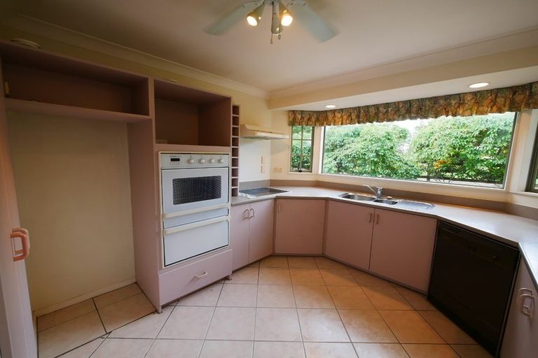 Photo of property in 15 Gellert Road, Karaka, Papakura, 2580