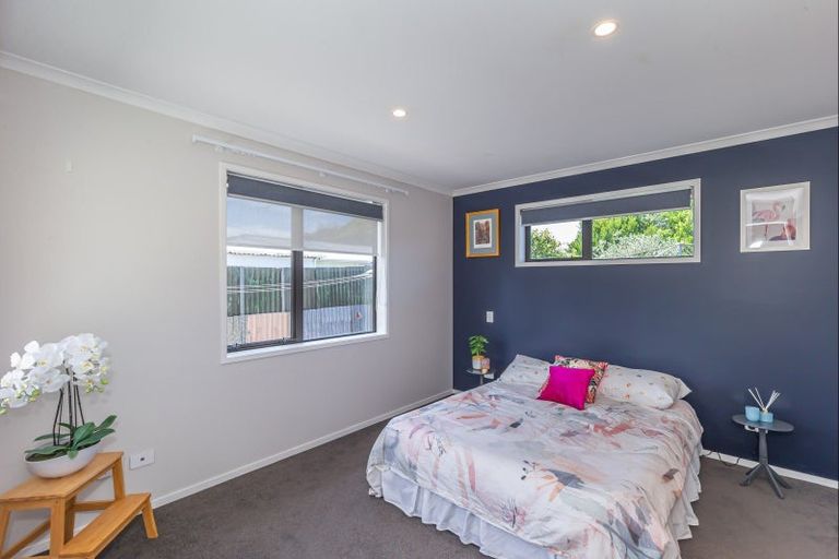 Photo of property in 30b Queenwood Road, Levin, 5510