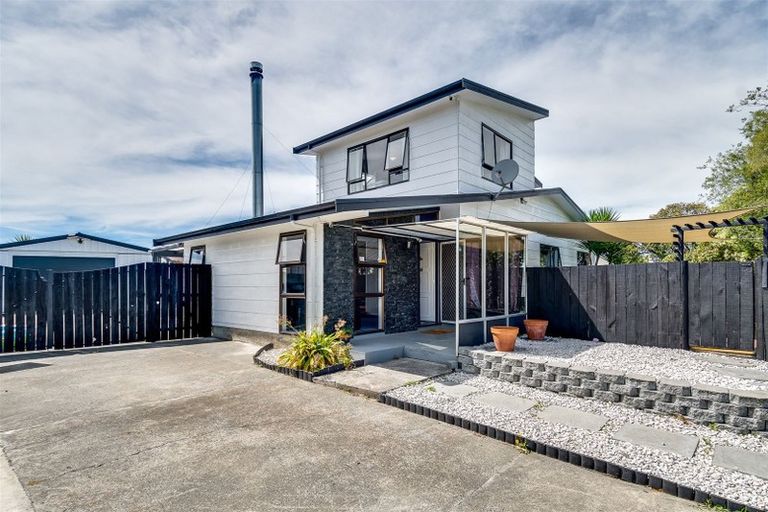 Photo of property in 4 Clement Place, Greenmeadows, Napier, 4112