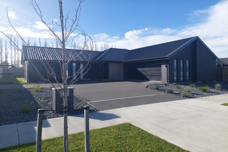 Photo of property in 11 Mcquillan Avenue, Woodend, 7610