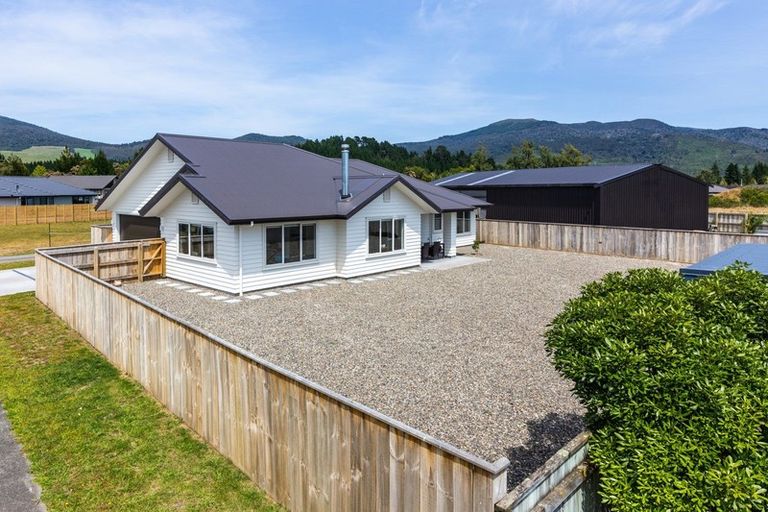 Photo of property in 12 Ngahana Place, Turangi, 3334