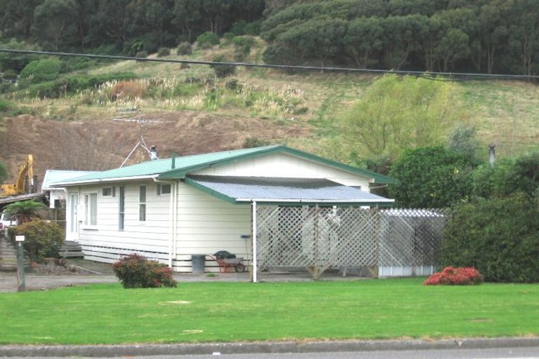 Photo of property in 65 Elizabeth Street, Waikanae, 5036